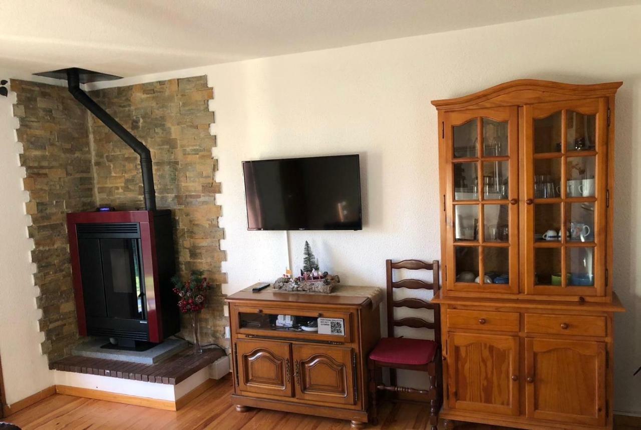 Appartement A La Montagne Palau-de-Cerdagne Bagian luar foto